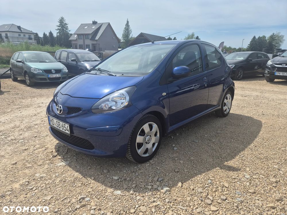 Toyota Aygo Blue - 1