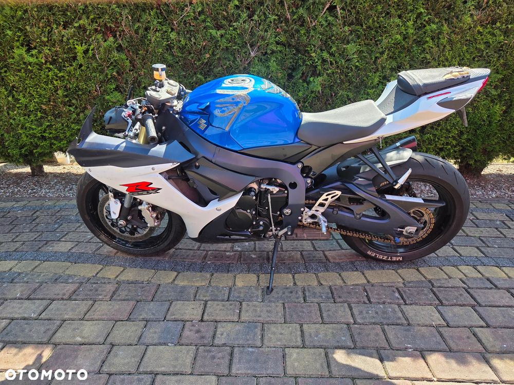 Suzuki GSX-R - 2