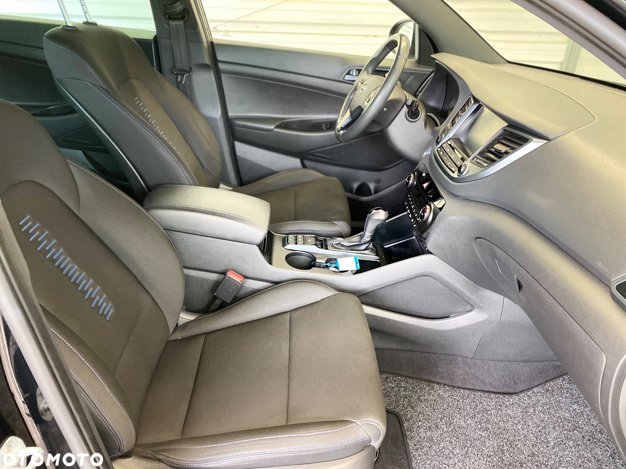 Hyundai Tucson 1.7 CRDI BlueDrive Style 2WD DCT - 12
