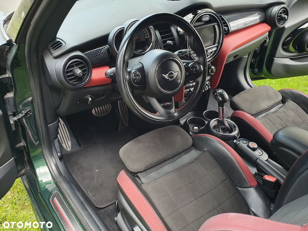 MINI John Cooper Works - 10