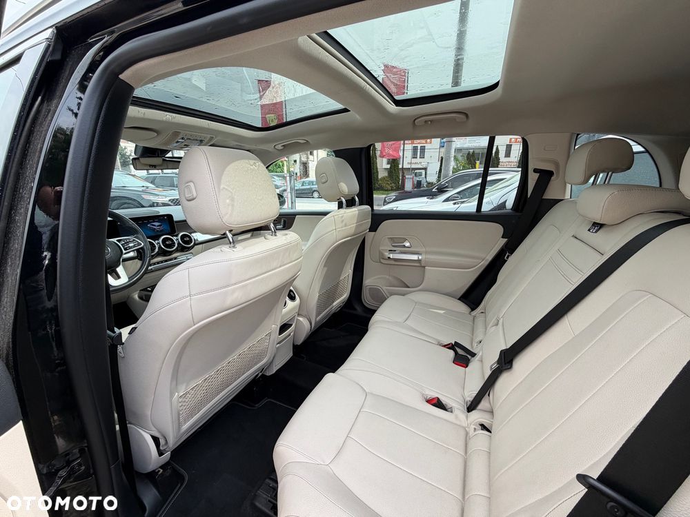 Mercedes-Benz GLB 250 4Matic 8G-DCT Progressive - 13