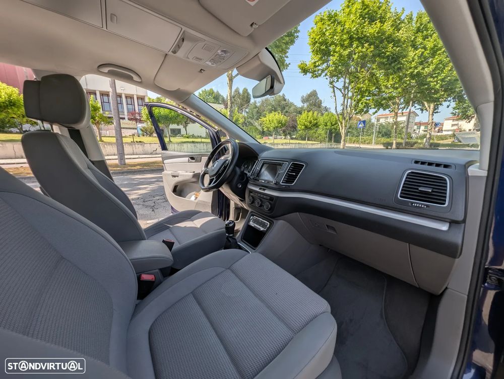 VW Sharan 2.0 TDI Confortline - 15