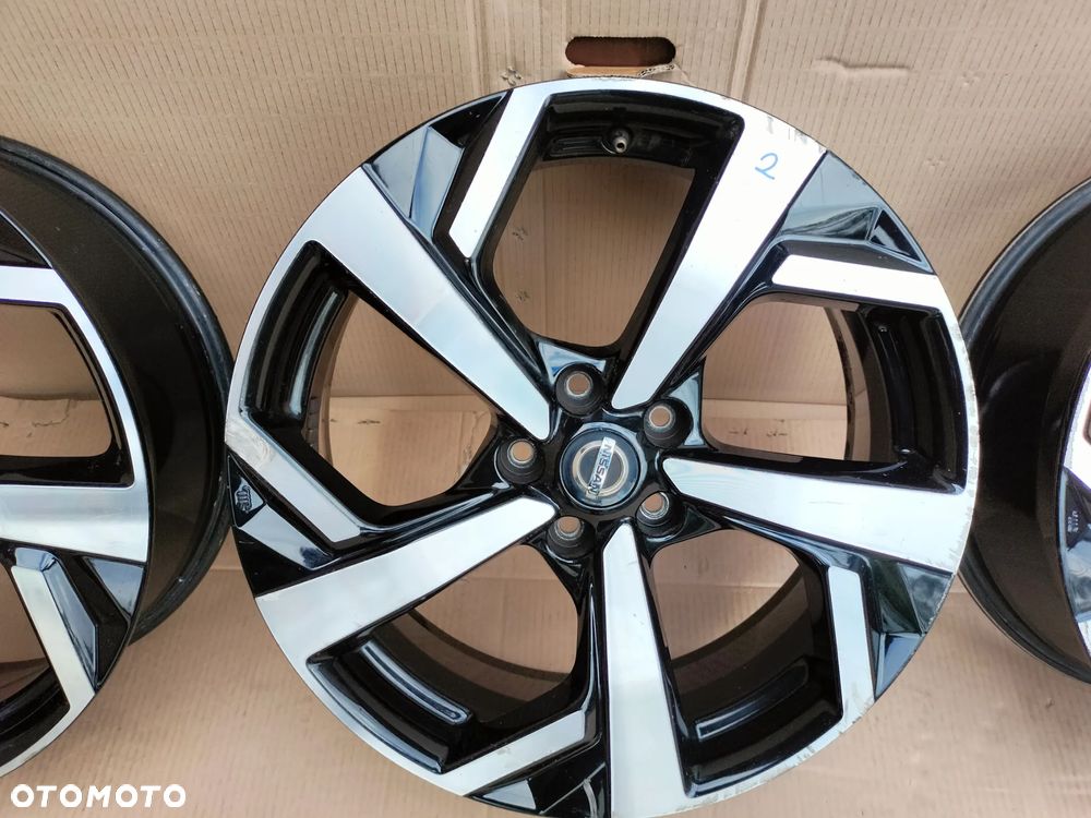 NISSAN QASHQAI J11 FELGI ALUMINIOWE 7J X 19 ET40 5X114,3  N88901 - 5