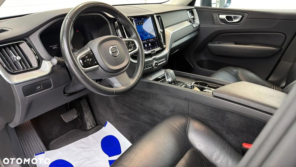 Volvo XC 60 B4 B Core - 9