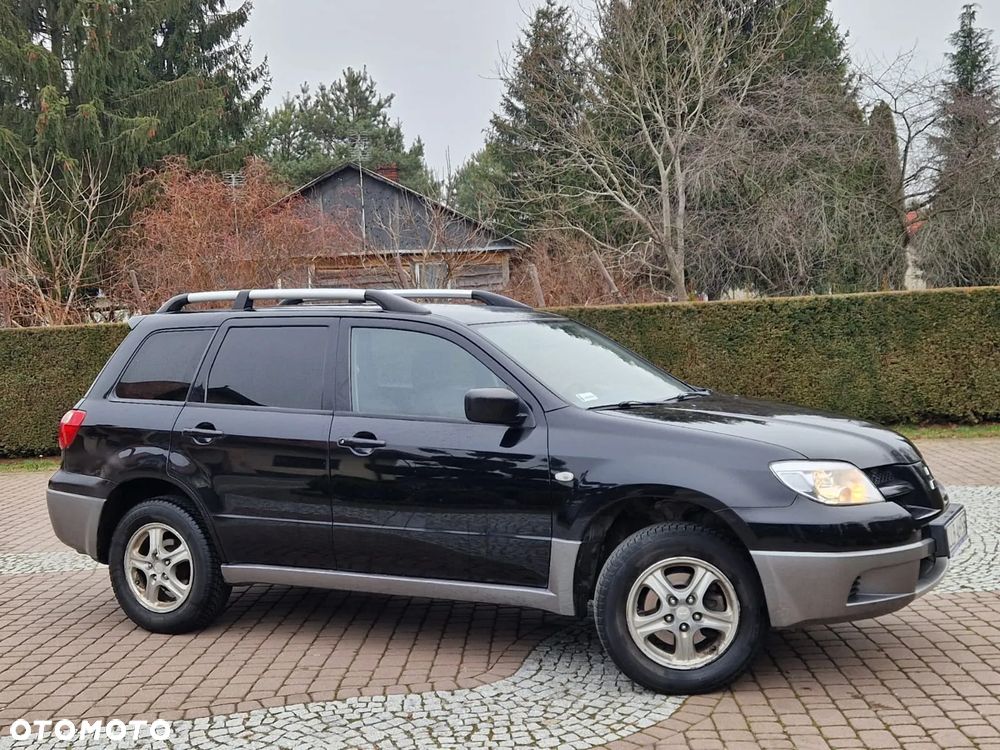 Mitsubishi Outlander - 10