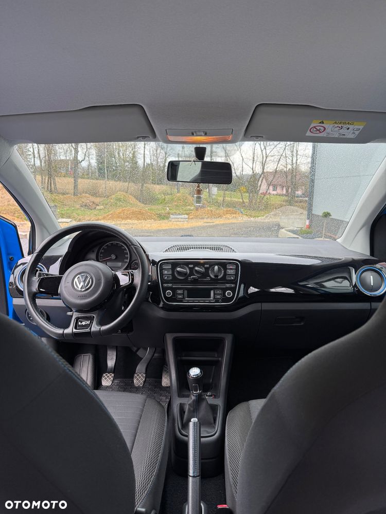 Volkswagen up! 1.0 cross - 8