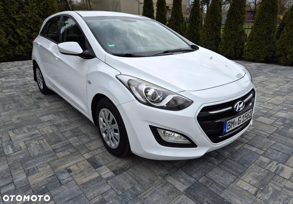 Hyundai i30 blue 1.6 CRDi Classic - 4