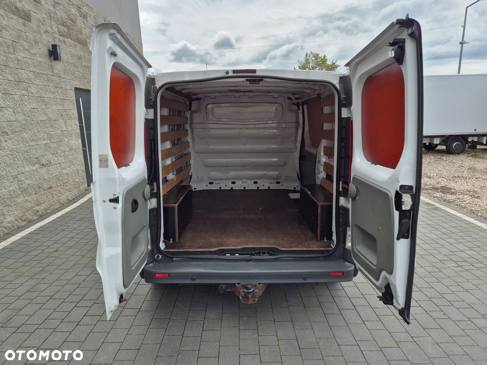 Opel Vivaro - 8