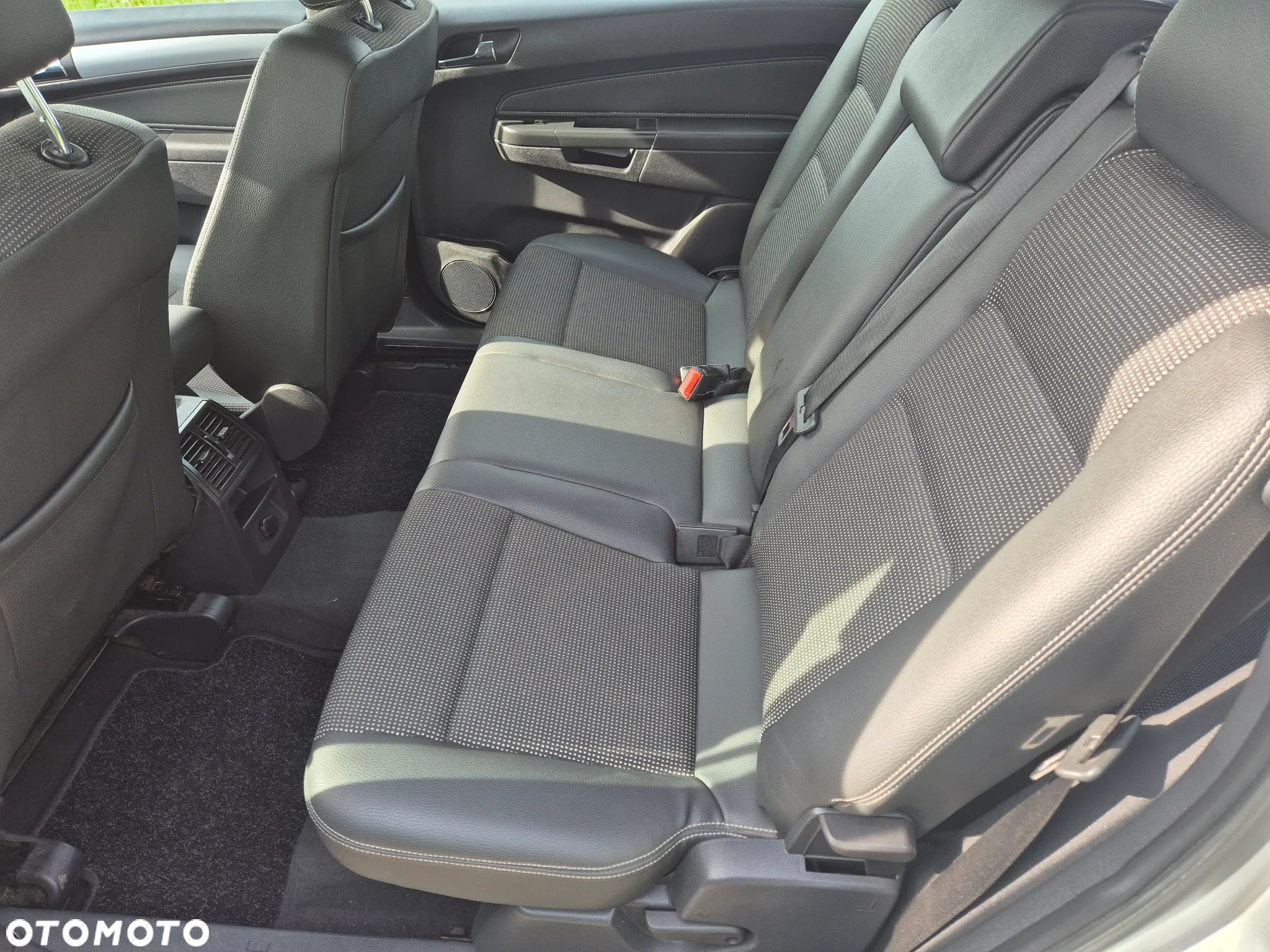 Opel Zafira 1.8 Design Edition - 27