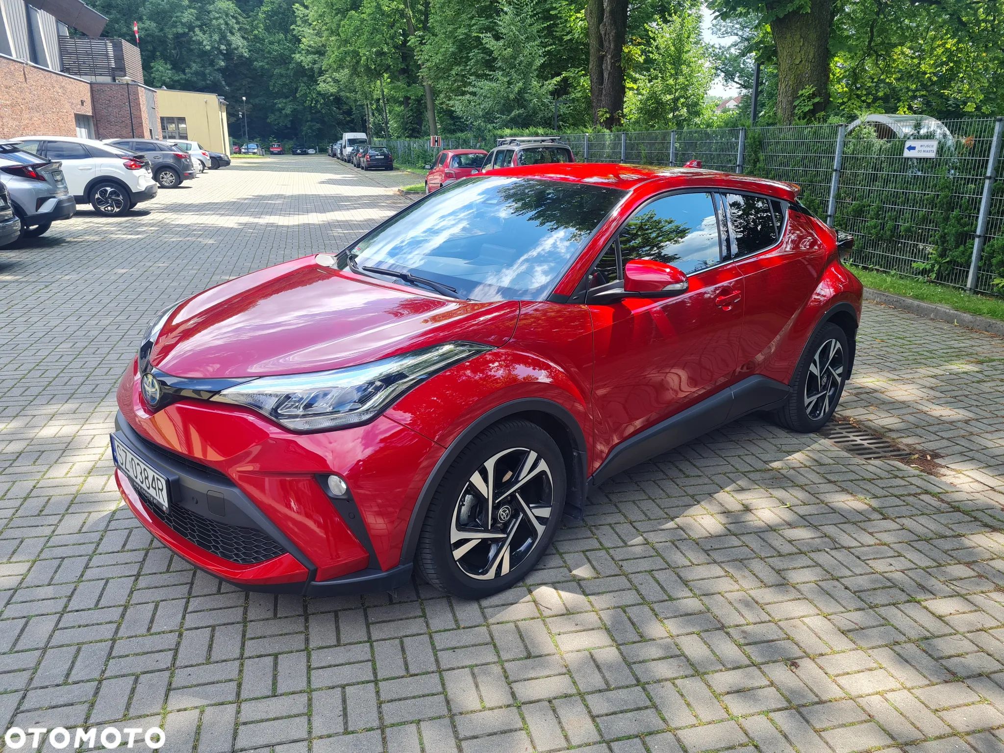 Toyota C-HR 1.8 Hybrid GPF Style - 1