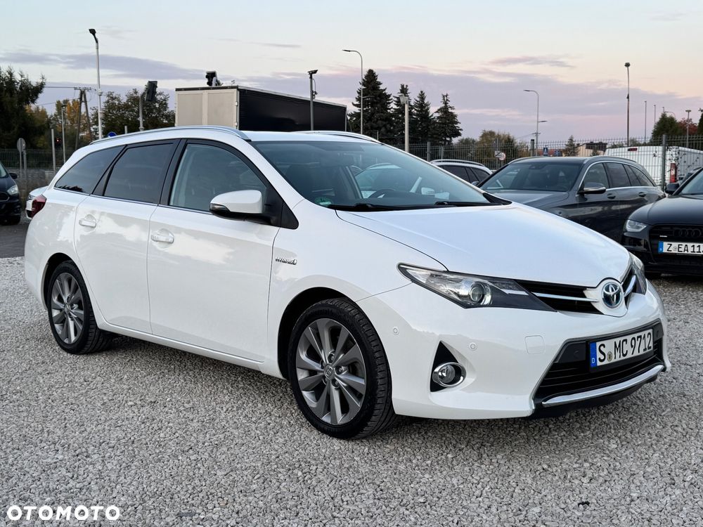 Toyota Auris - 17