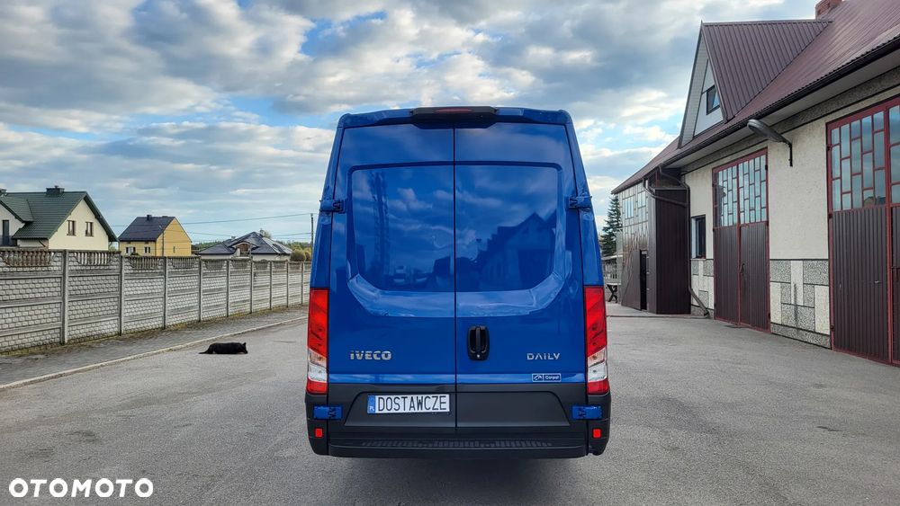 Iveco Daily 35S180 / doka / auto brygadowe / 7 osobowe / - 4