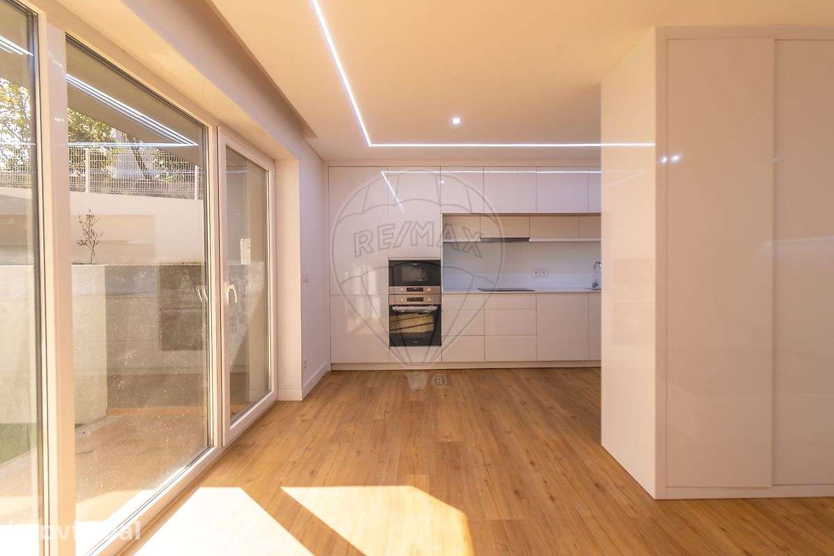 Apartamento T0 para venda - Grande imagem: 2/18