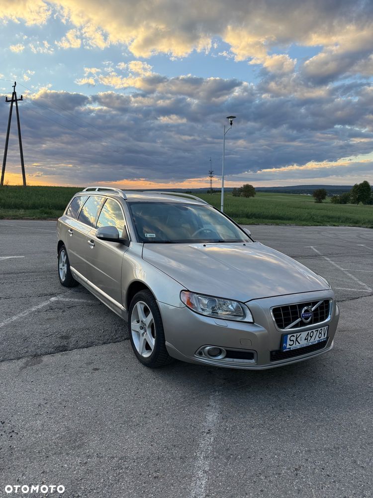 Volvo V70 2.0D Summum - 19