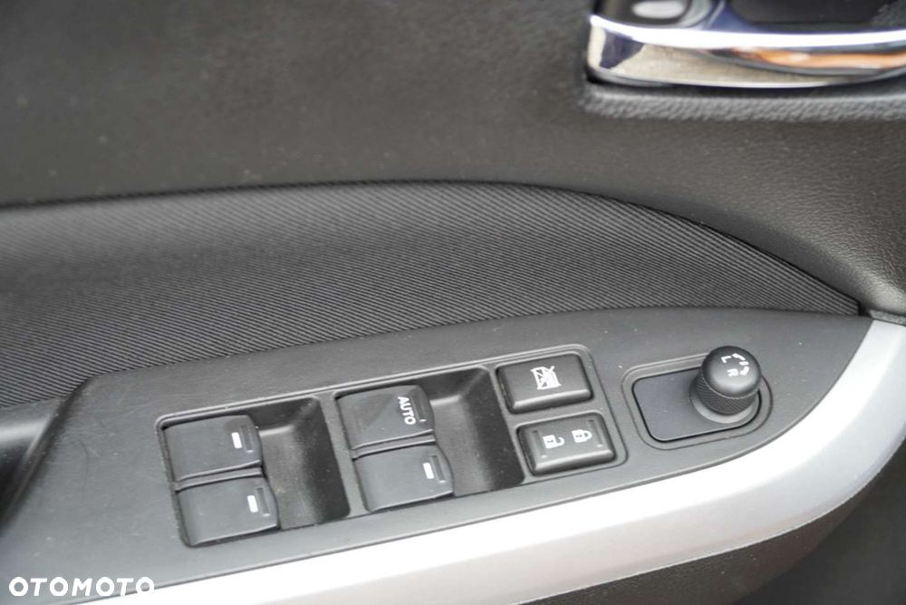 Suzuki Vitara 1.6 (4x2) Comfort - 16