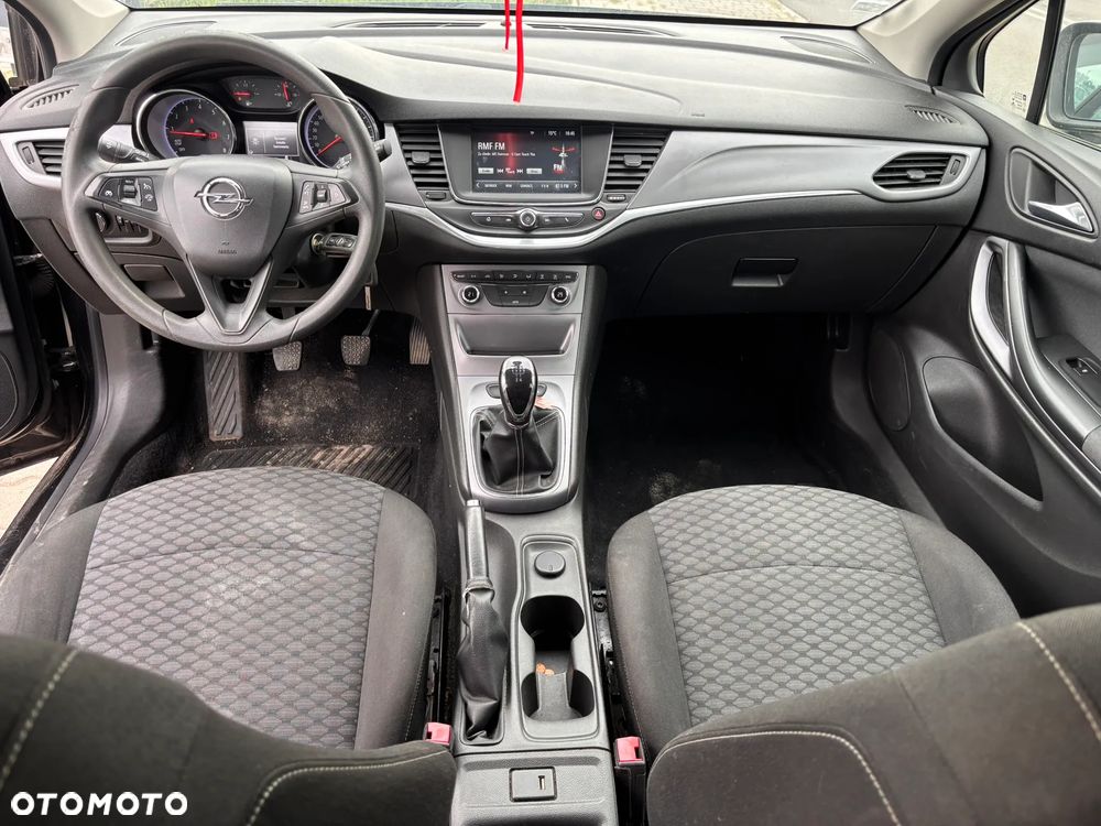 Opel Astra - 10