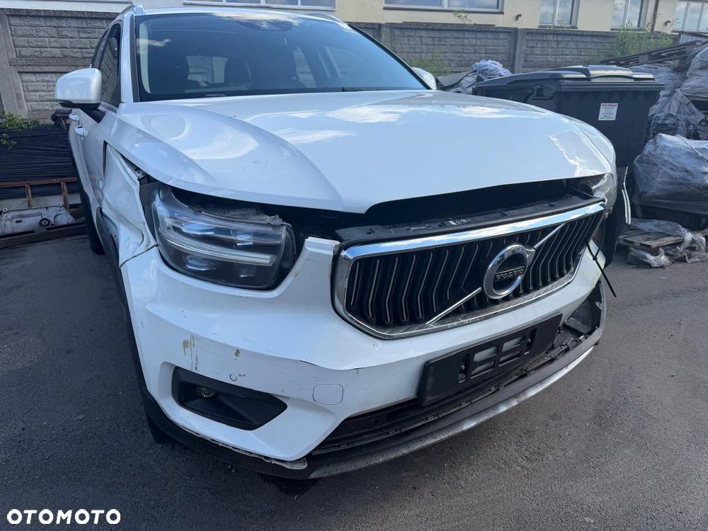Volvo XC 40 D3 SCR Inscription - 1