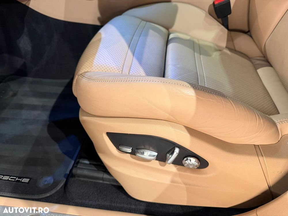 Porsche Cayenne Coupe - 15