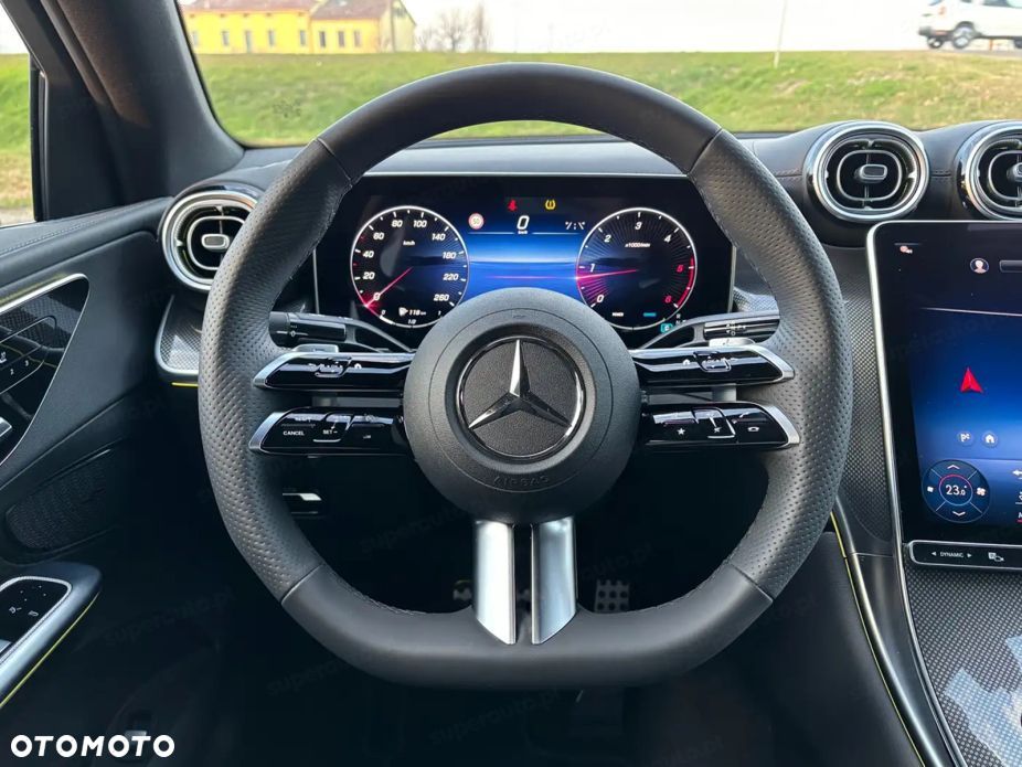 Mercedes-Benz GLC 220 d mHEV 4-Matic AMG Line - 11
