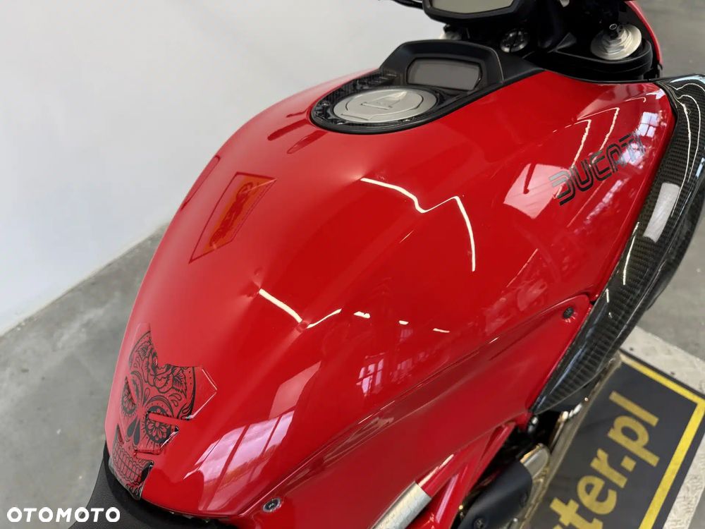 Ducati Diavel - 16