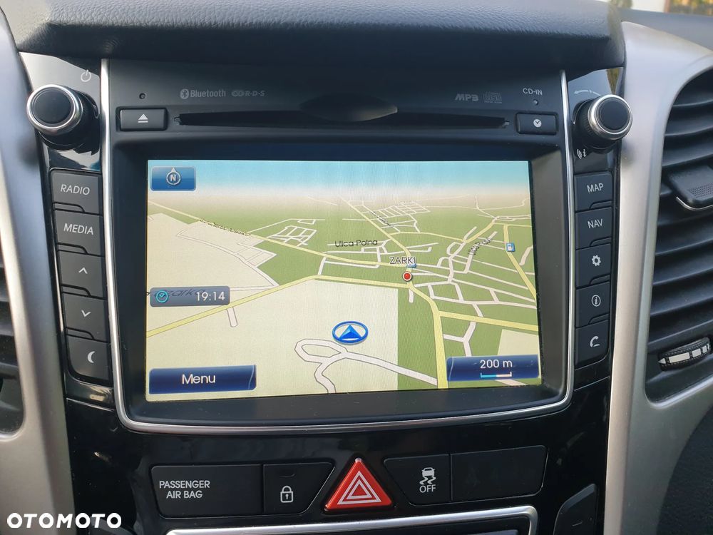 Hyundai i30 blue Kombi 1.4 Classic Navigation - 22