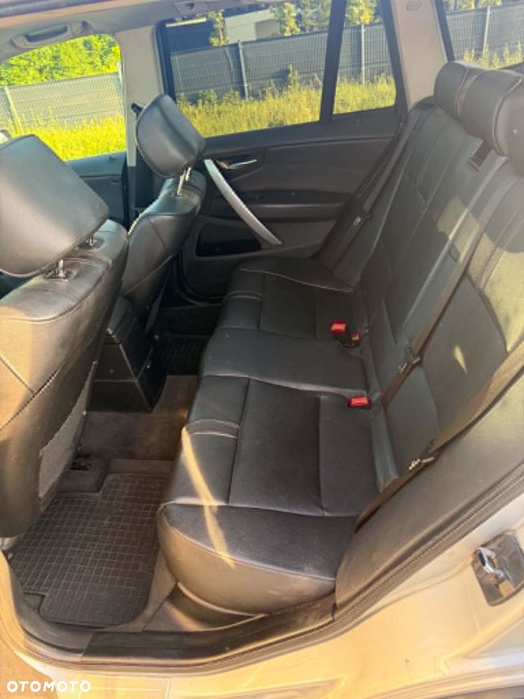 BMW X3 3.0d - 10