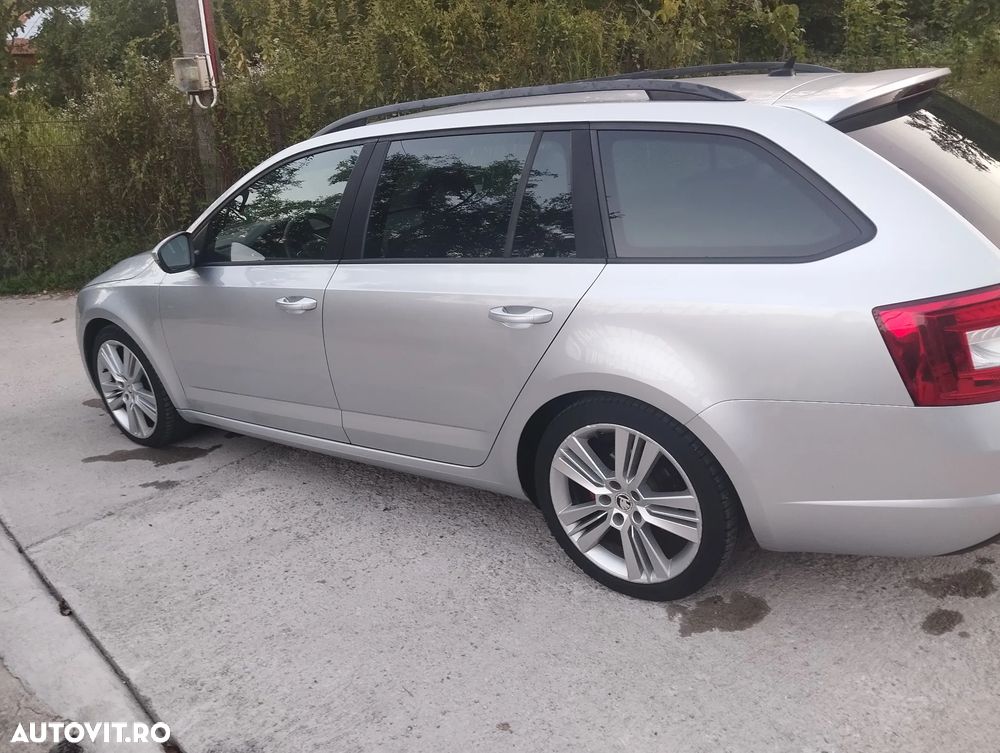 Skoda Octavia 2.0 TDI RS - 4