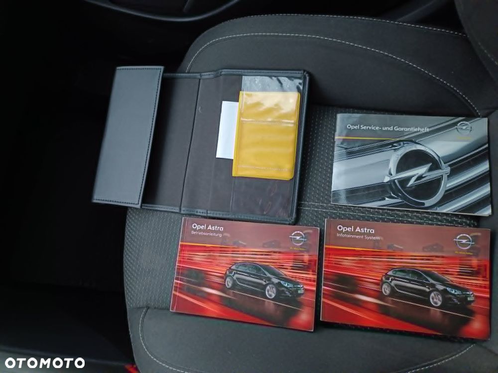 Opel Astra 1.4 T Enjoy - 21