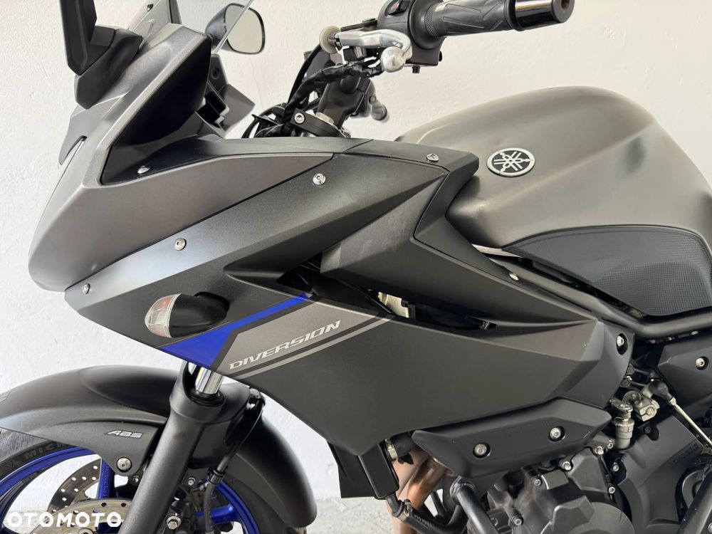 Yamaha XJ - 27