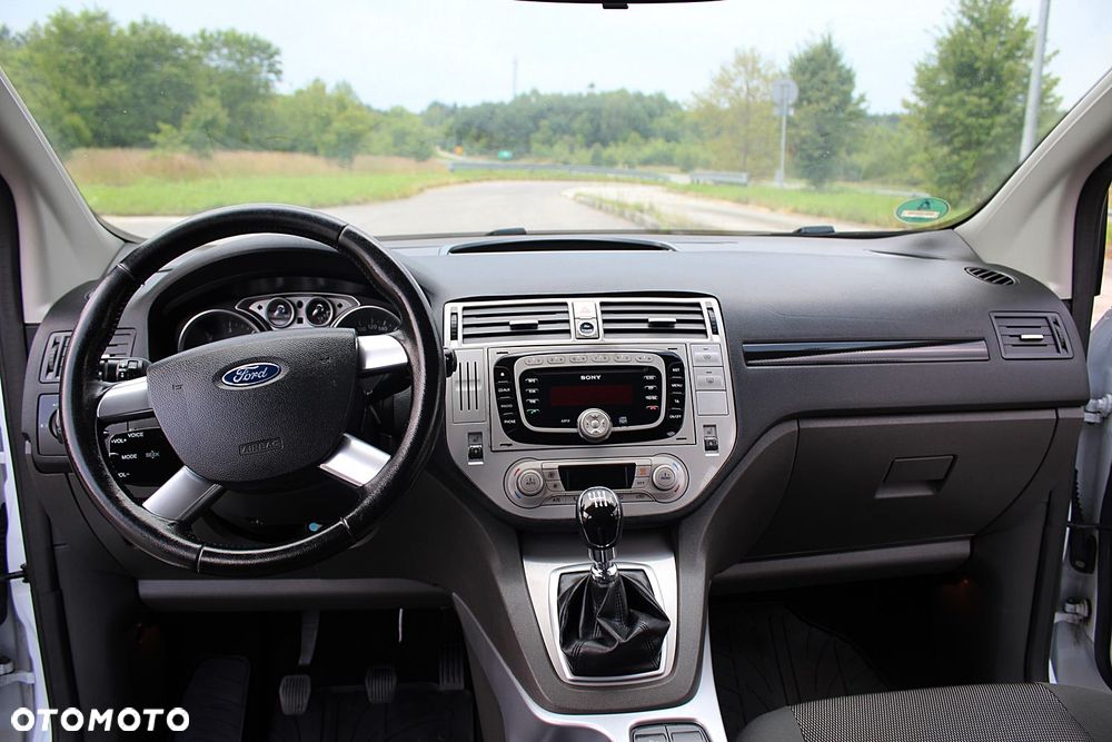 Ford Kuga 2.0 TDCi 4x4 Titanium - 21