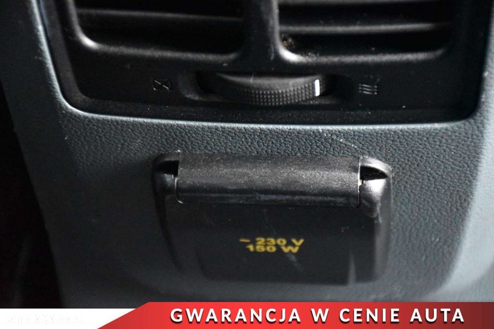 Ford Grand C-MAX 2.0 TDCi Titanium - 24