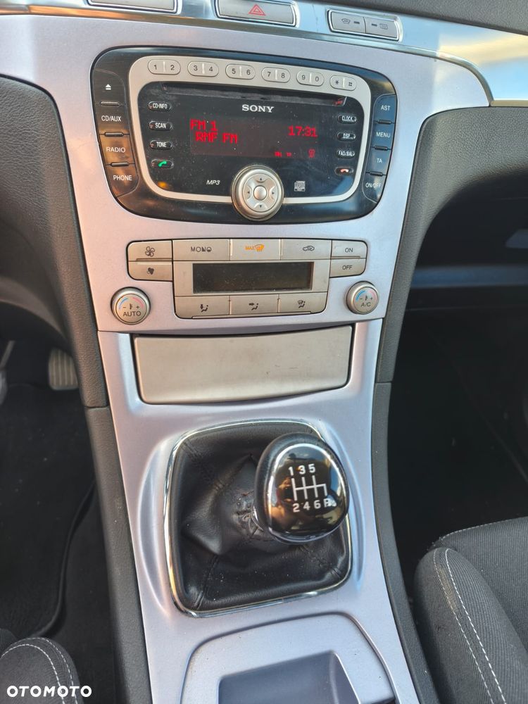 Ford S-Max 2.5 Trend - 18