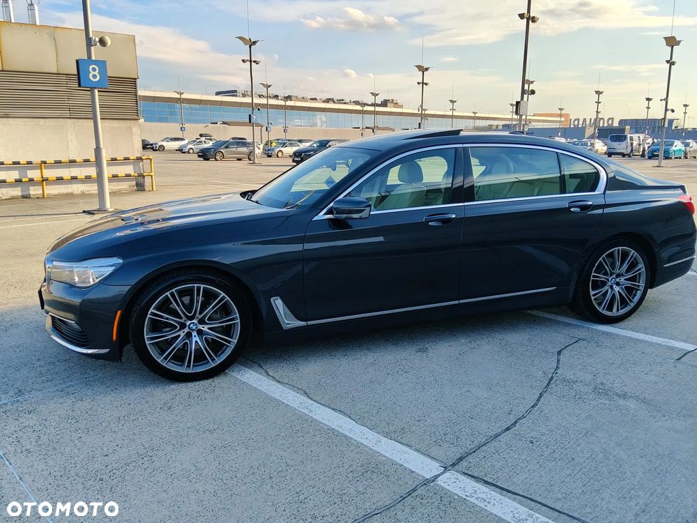 BMW Seria 7 740Li - 16