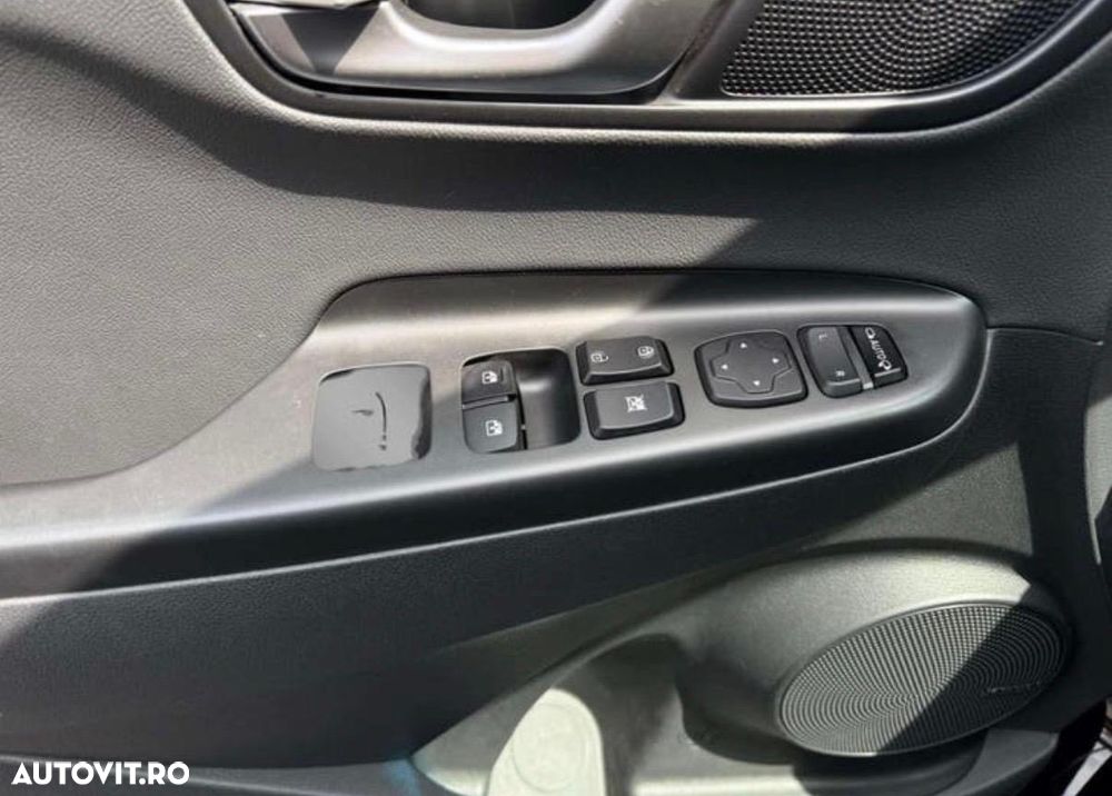 Hyundai KONA Business - 9