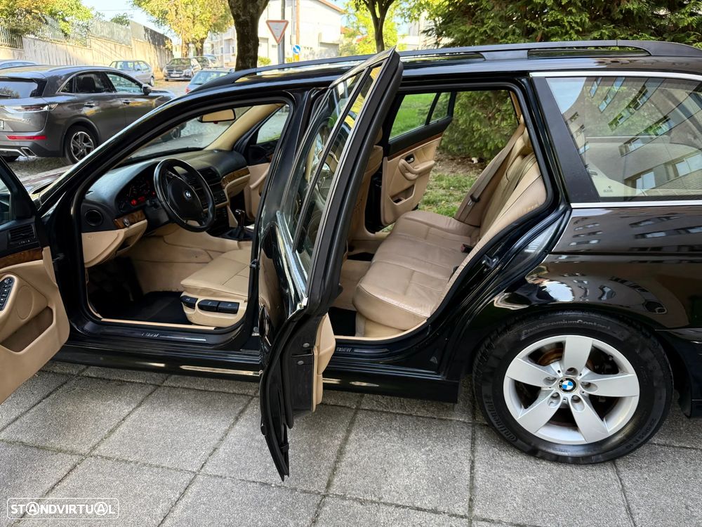 BMW 520 d Touring - 40