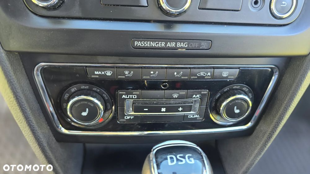 Skoda Superb 2.0 TDI 4x4 Business DSG - 11