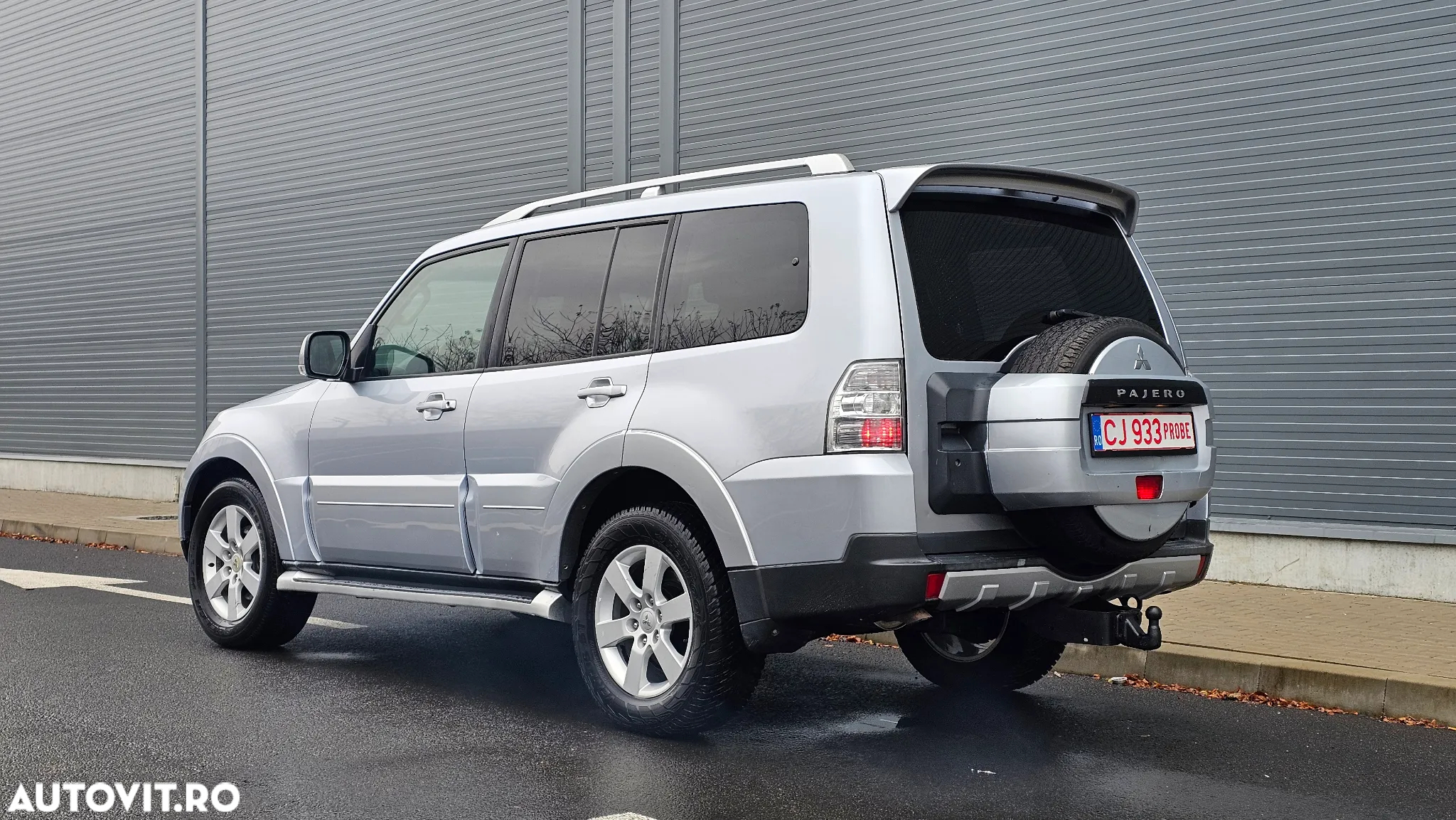 Mitsubishi Pajero LWB 3.2 DI-D Instyle A/T - 32