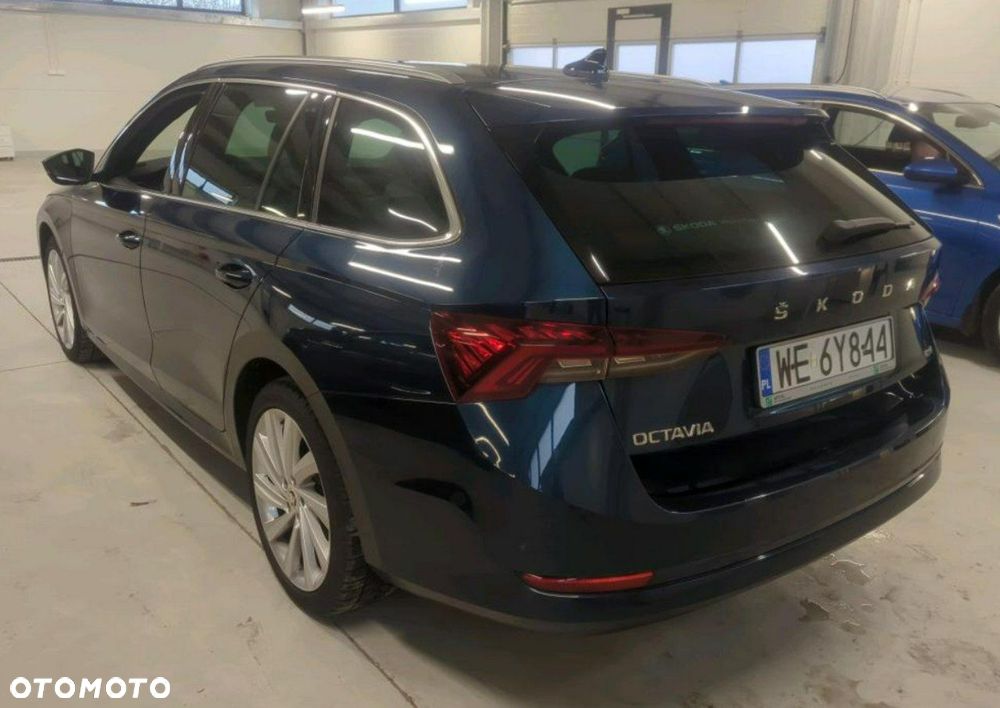 Skoda Octavia 2.0 TDI 4x4 Style DSG - 4