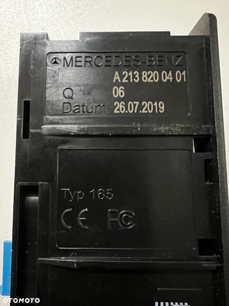 MERCEDES PANEL SD USB A2138200401 - 4
