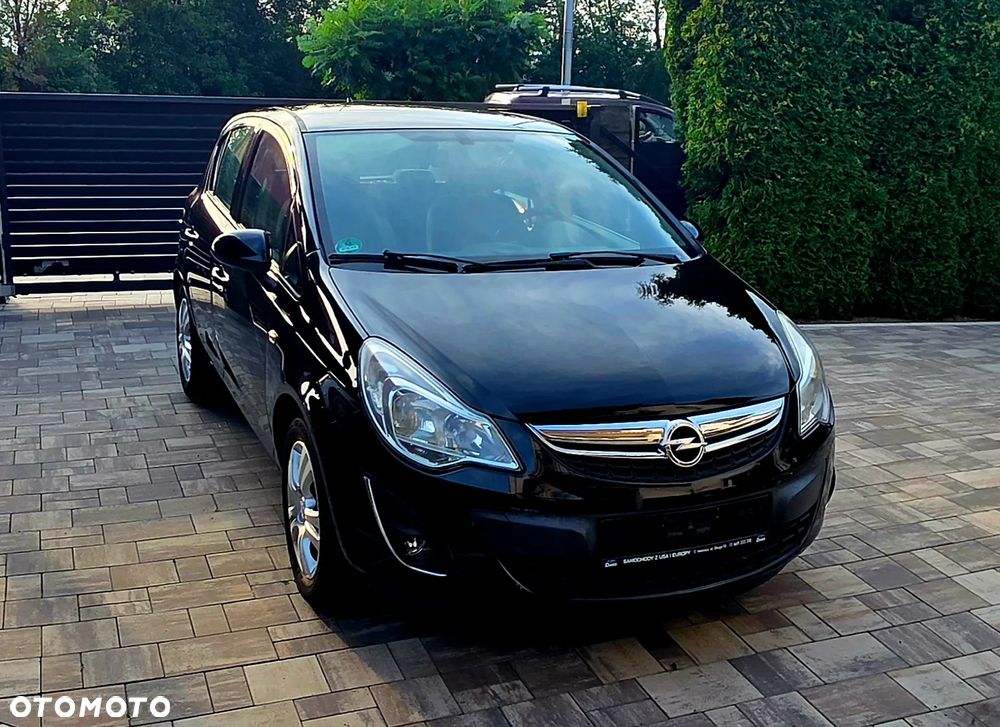Opel Corsa - 1