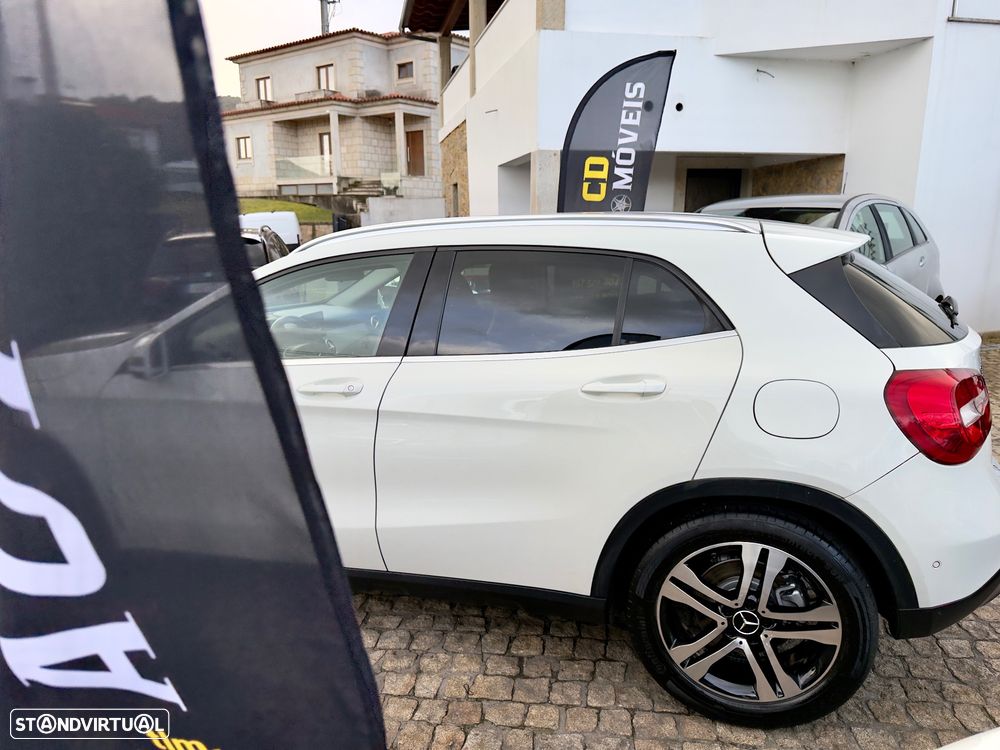 Mercedes-Benz GLA 200 CDI Urban - 22