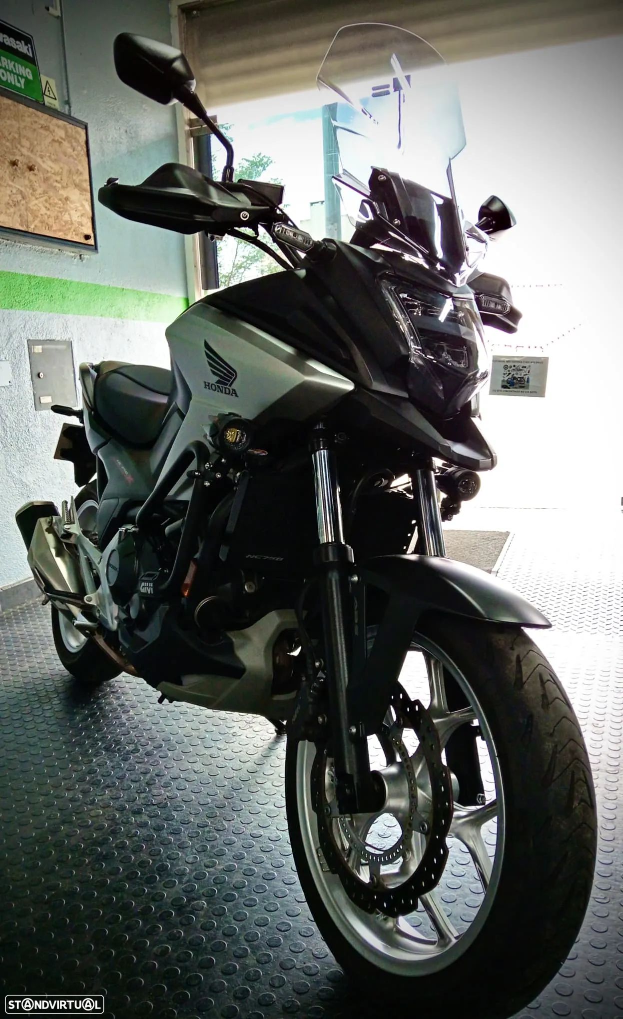 Honda NC750X X - 1
