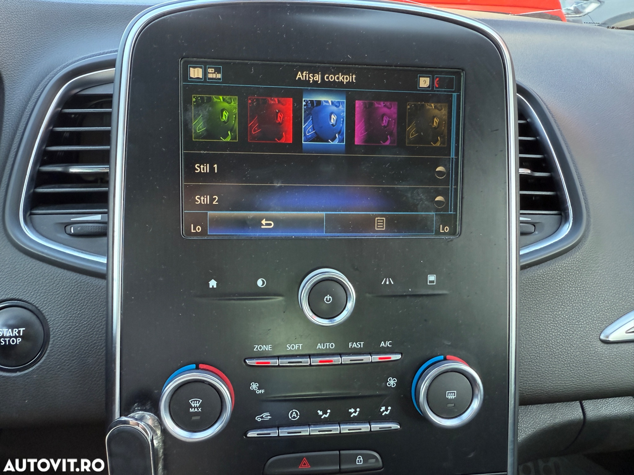 Renault Scenic BLUE dCi 120 EDC BOSE EDITION - 9