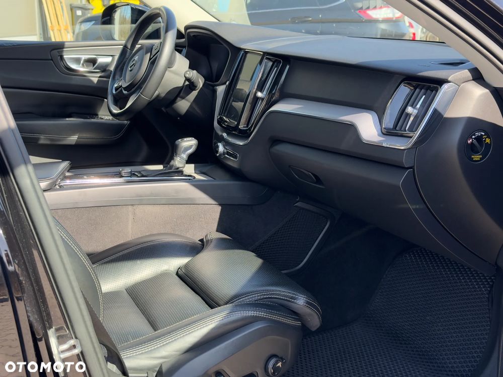 Volvo XC 60 D4 AWD Inscription - 12