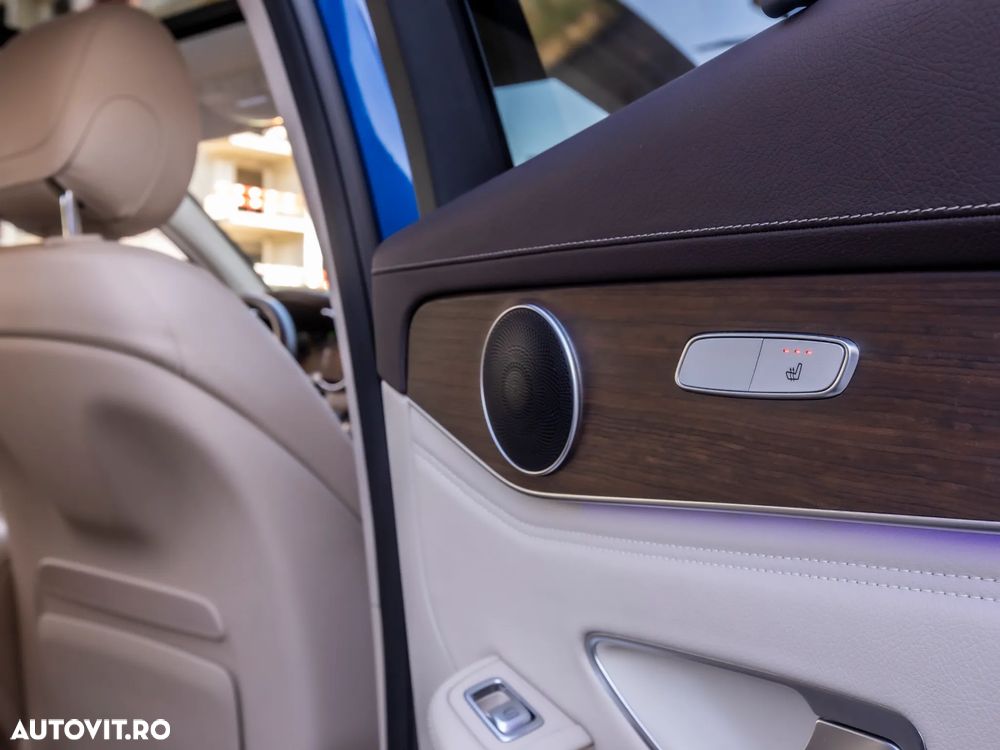 Mercedes-Benz GLC 300 4MATIC MHEV - 15