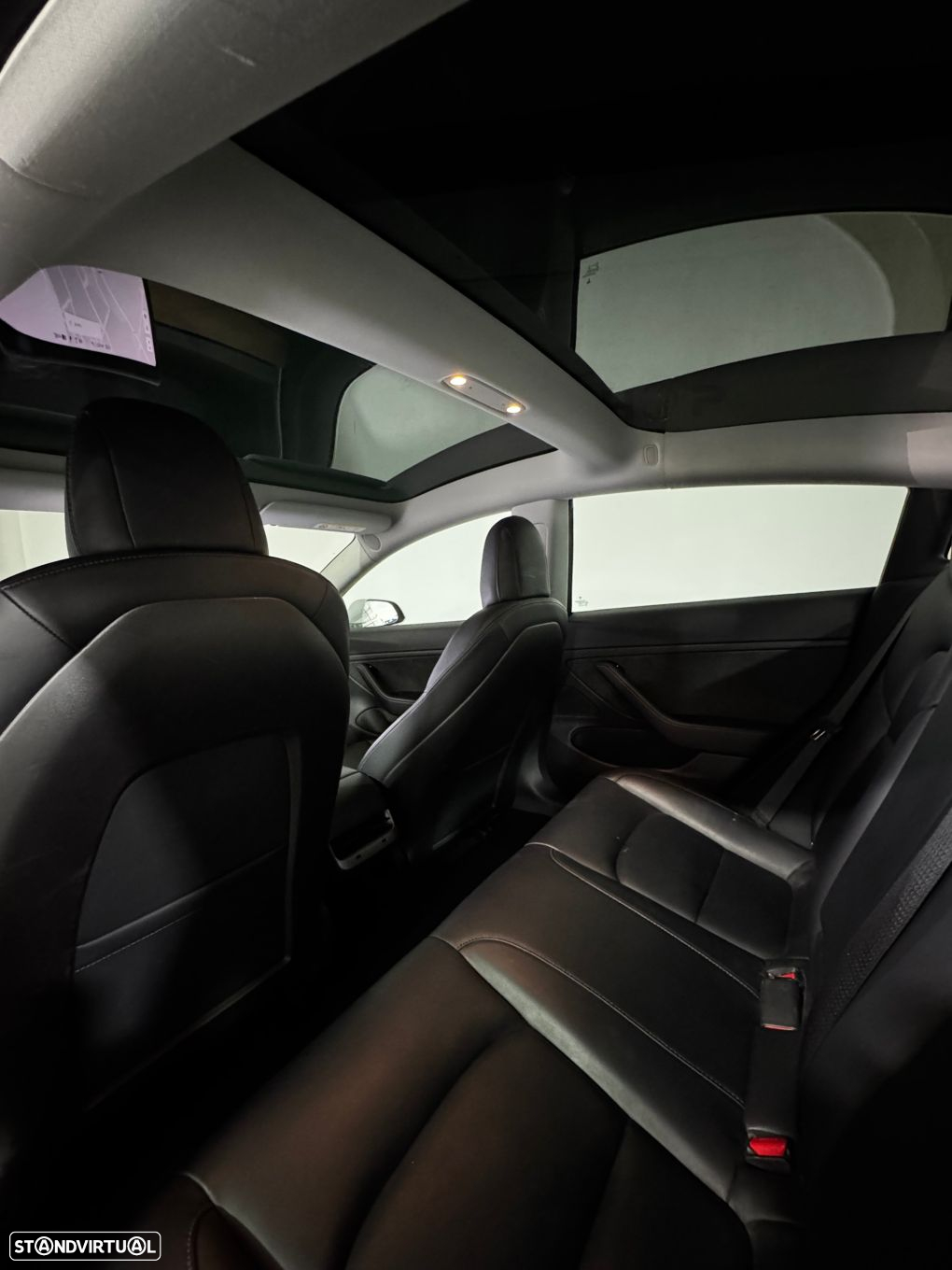 Tesla Model 3 Performance Dual Motor AWD - 31