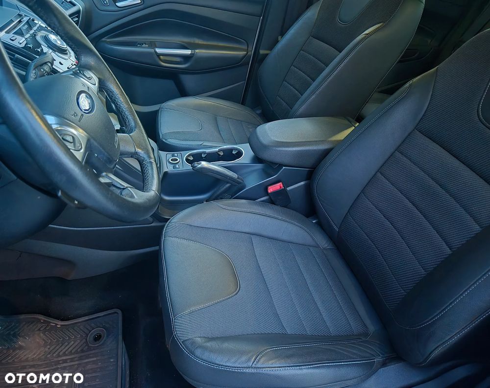 Ford Kuga 2.0 TDCi 4WD Titanium Plus - 13