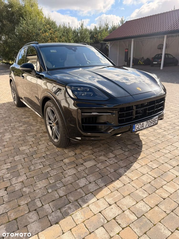 Porsche Cayenne Black Edition - 11