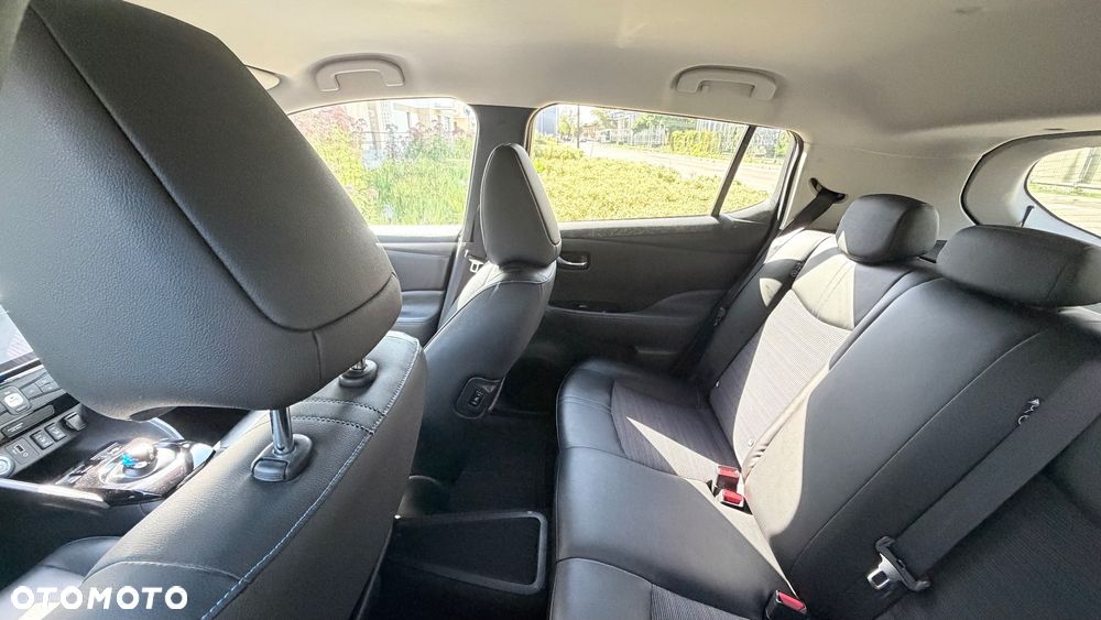 Nissan Leaf 40kWh N-Connecta - 9