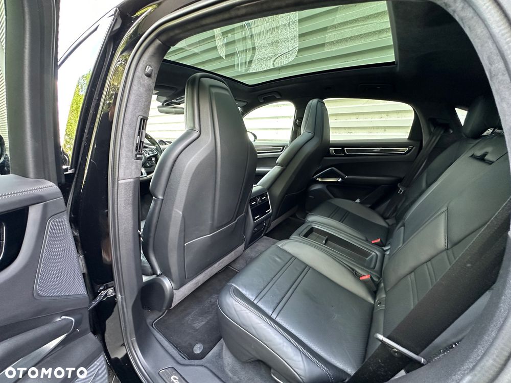Porsche Cayenne Turbo Tiptronic S - 23